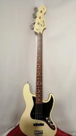 FENDER JAPAN AJB-65 ELECTRIC BASS GUITAR