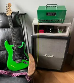 UPGRADED RARE 1 OF... NEON GREEN FENDER PLAYER STRATOCASTER SEYMOUR DUNCAN '59 P