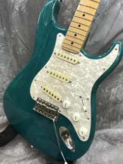 TRANSLUCENT ELECTRIC GUITAR