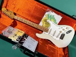 FENDER CUSTOM SHOP 1969 STRATOCASTER RELIC (1969) (NO250601)