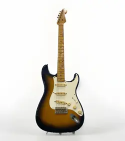 AMAZING VINTAGE GUITAR