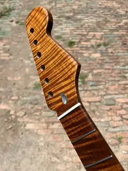 AAAA 22FRET FENDER STRAT SATIN ROASTED FLAME MAPLE ELECTRIC GUITAR NECK