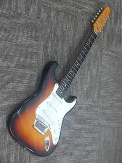 MIJ 12STRINGS STRATOCASTER
