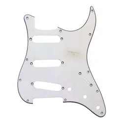 PICKGUARD WHITE RELIC