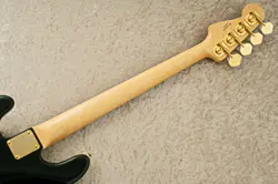 PRECISION BASS -BLACK