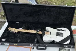 2022 FENDER PLAYER TELECASTER - POLAR WHITE, MAPLE FINGERBOARD