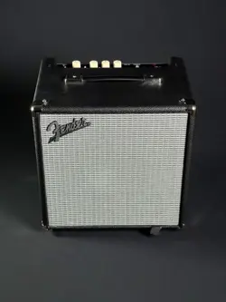 2021 FENDER RUMBLE