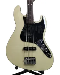 [FENDER JAPAN] AERODYNE JAZZ BASS WHITE CRAFTED IN JAPAN 2004-2005 E.BASS GUITAR