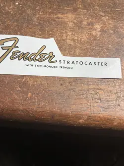 FENDER DECAL