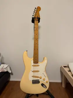 FENDER JAPAN ST57 1985 SAFE PACKING!