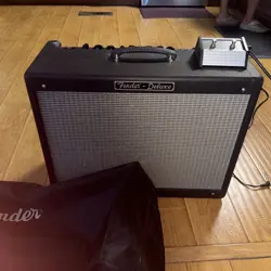 DELUXE AMP W/FOOTSWITCH