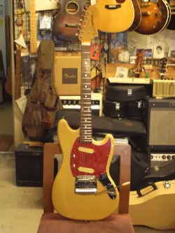 FENDER JAPAN CUSTOM ORDER MUSTANG ASH BODY 1995 ELECTRIC GUITAR MADE IN JAPAN