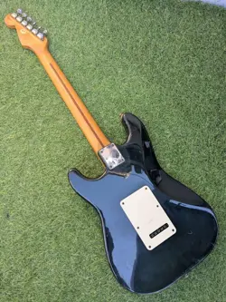 STRATOCASTER SS