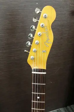 TL62 ELECTRIC GUITAR