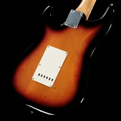 FENDER VINTERA II 60S STRATOCASTER ROSEWOOD FINGERBOARD 3 COLOR SUNBURST (WEIGHT