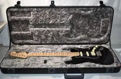 FENDER 2019 AMERICAN PERFORMER HSS STRATOCASTER W/ FENDER HARD CASE USA