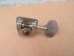 YAMAHA FENDER GIBSON