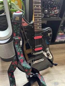 WITH CUSTOM DIMARZIO