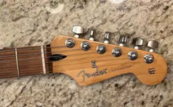 70TH ANNIVERSARY FENDER