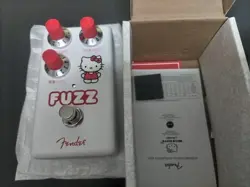 FENDER HELLO KITTY WHITE FUZZ PEDAL USED GUITAR EFFECTS PEDAL