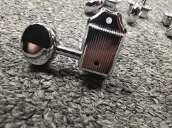 KLUSON-STYLE SIX INLINE TUNERS FENDER SAFETY INSERT SPLIT TOP POST