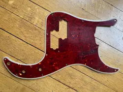 PICKGUARD 1965-68 RED