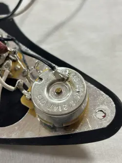 STRATOCASTER PICKGUARD BLACK