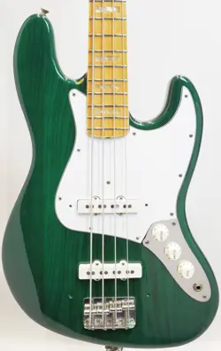 BASS 1982 EMERALD