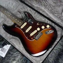 II STRATOCASTER COLOR