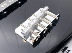 STANDARD SERIES GUITAR