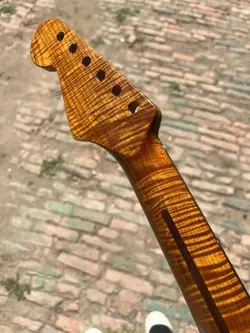 4A+  22FRETS ROASTED FLAME MAPLE ROSEWOOD ELECTRIC GUITAR NECK FOR FENDER START