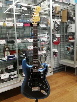 FENDER USA AMERICAN PROFESSIONAL ? HSS ELECTRIC GUITAR