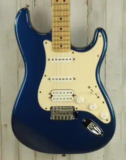 USED 2005 FENDER