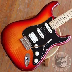 FENDER MEXICO PLAYER STRATOCASTER HSS PLUS TOP AGED CHERRY BURST (2020)
