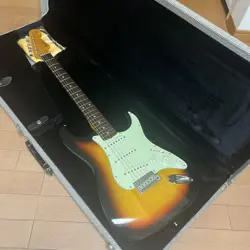 LACQUER LINDY FRERIN