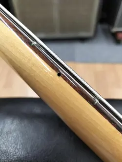 PB70-70 PRECISION BASS