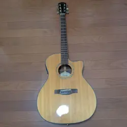 CUTAWAY ELECTRO-ACOUSTIC USED