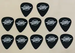 PICKS FENDER LOT