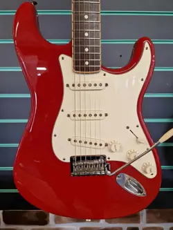 STANDARD STRATOCASTER DAKOTA