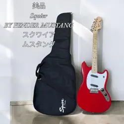 FENDER MUSTANG SQUIER