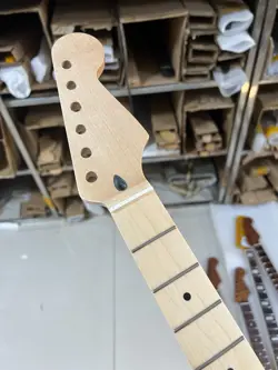 RETRO 22FRETS NATURAL COLOR MAPLE GUITAR NECK HOLE10MM FOR FENDER ST REPLACEMENT