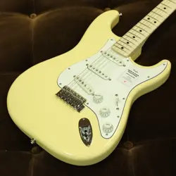 FENDER JAPAN TRADITIONAL 70S STRATOCASTER / VINTAGE WHITE