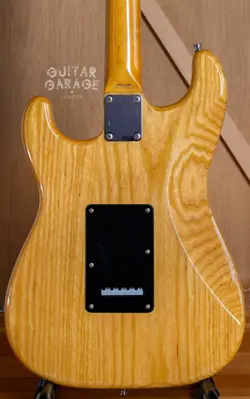 STRATOCASTER NATURAL ASH