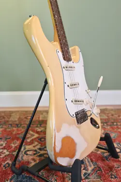 STRATOCASTER WITH ORIGINAL