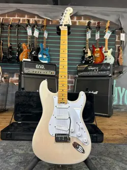 REFINISHED MARY KAYE