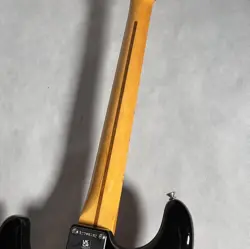 FENDER AMERICAN VINTAGE II 1957 STRATOCASTER ACTUAL IMAGE SAFE DELIVERY FROM JAP