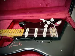 STRATOCASTER REPLICA