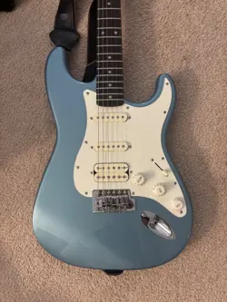 LIGHT BLUE FENDER SQUIER STRATOCASTER ELECTRIC GUITAR
