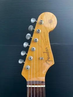 ST62-55 ELECTRIC GUTIAR