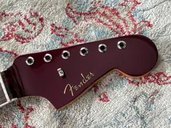 GUITAR NECK OXBLOOD